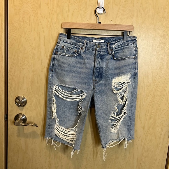 Grlfrnd Beverly shorts - Picture 1 of 3